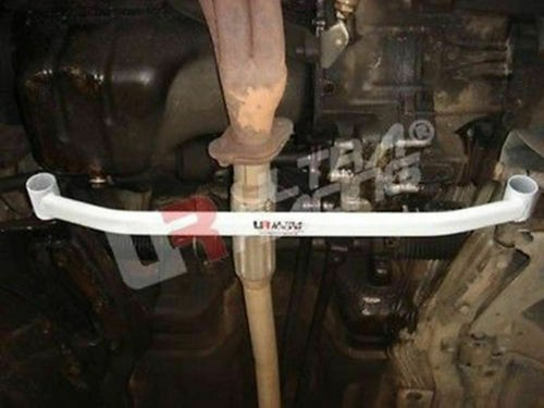 Ultra racing front lower brace - ultra,